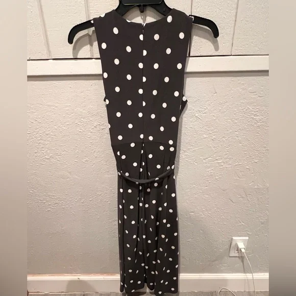 NWT Anne Klein Polka Dot Sleeveless Dress - Grey and White - Picture 4 of 5